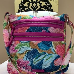 Vera Bradley Iconic Triple Zip Hipster in Super Bloom